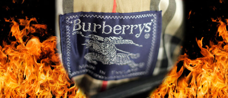 Новости Барбери: Burberry сжигает духи!